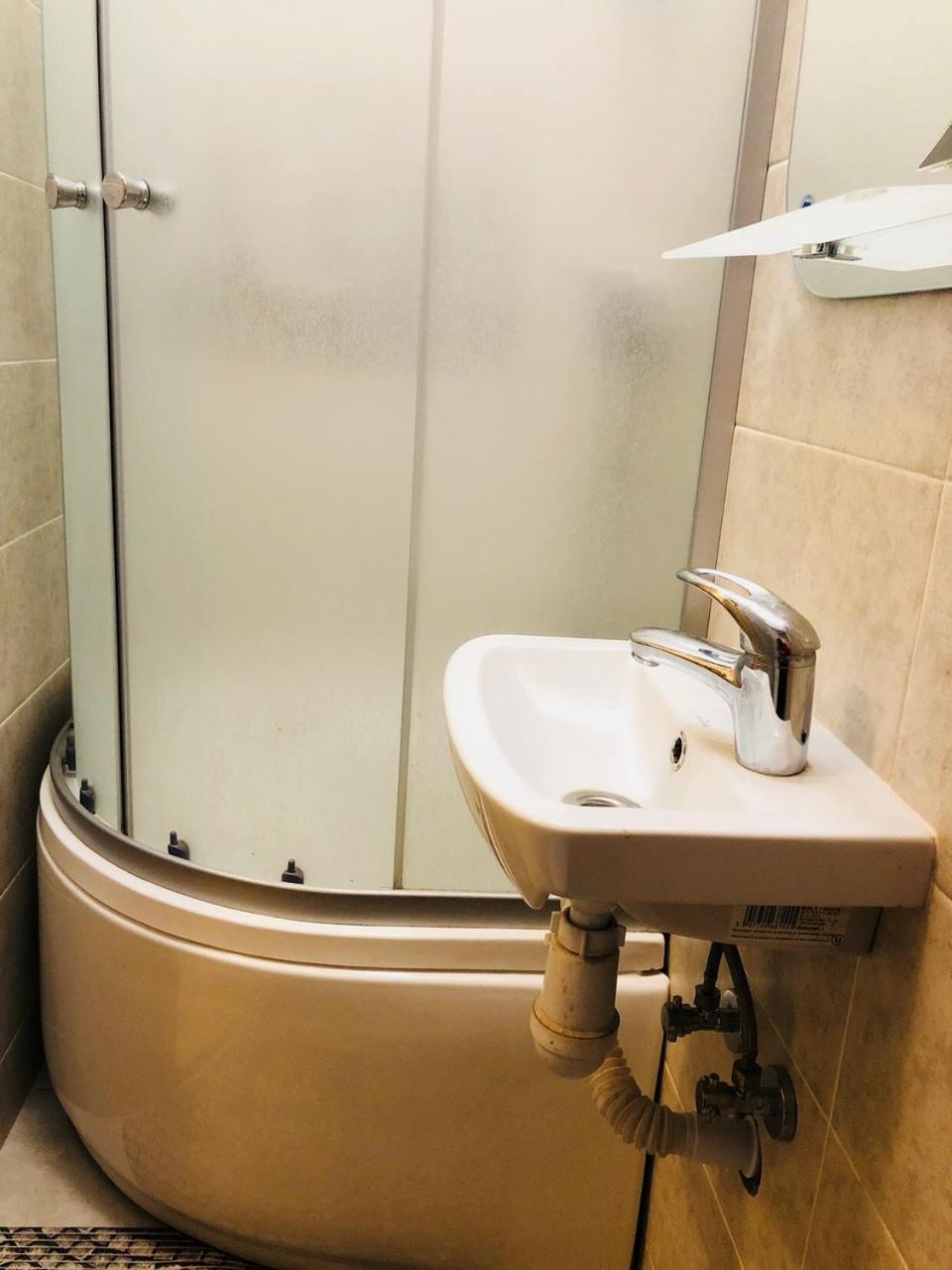 Comfortable Apartment Near Metro 카리프 외부 사진
